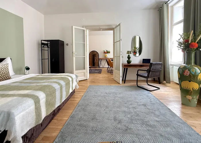 No2 Style & Design Xxl Centre דירה פראג